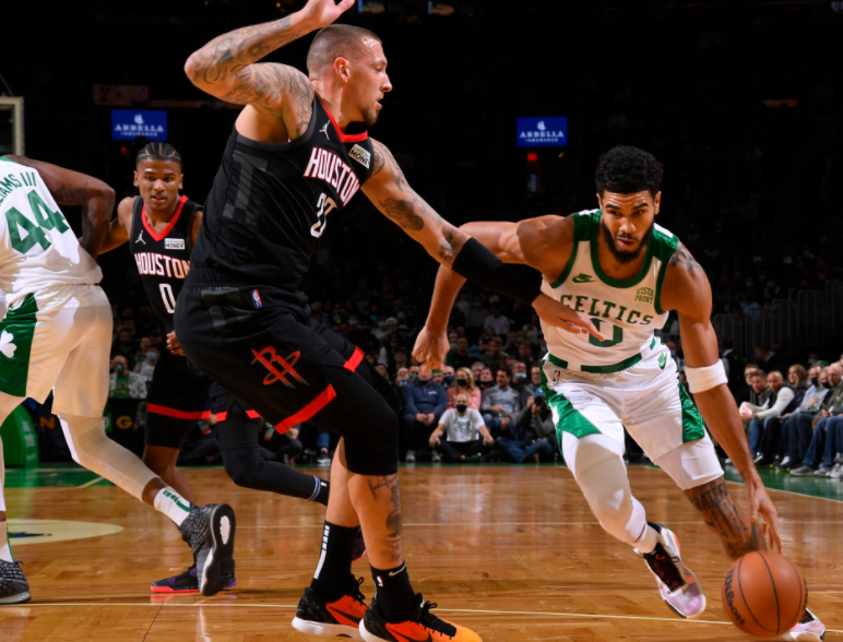  杰伦格林爆发火箭主场击退马刺结束尴尬连败纪录